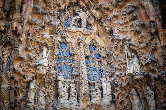 Détails façade Nativité de la Sagrada Familia